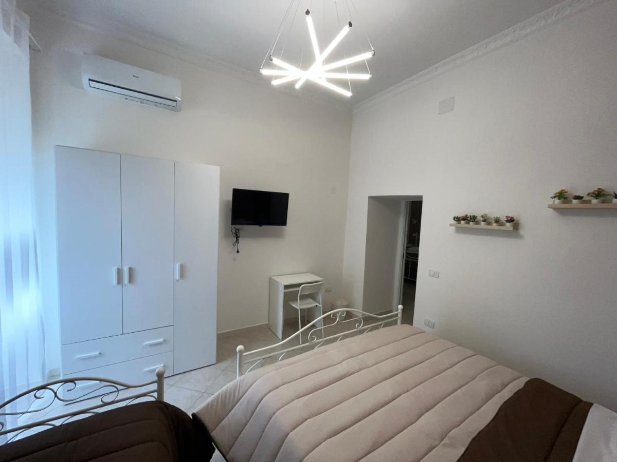 La Maison Di Nonna Tina - Panoramic Suite เนเปิลส์ ภายนอก รูปภาพ