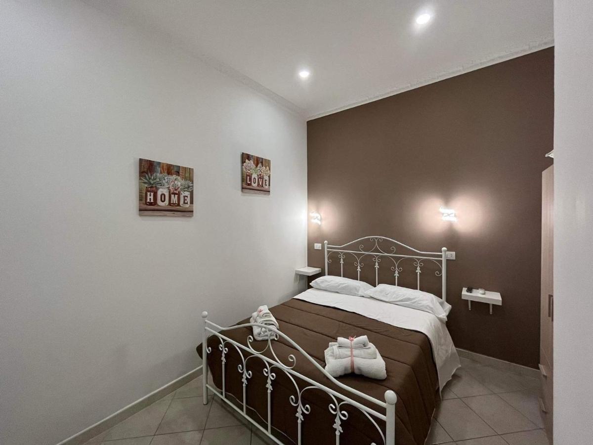 La Maison Di Nonna Tina - Panoramic Suite เนเปิลส์ ภายนอก รูปภาพ