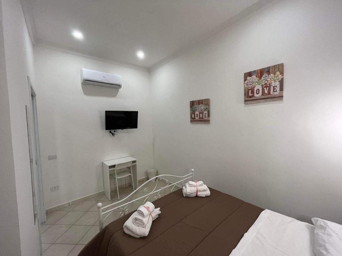 La Maison Di Nonna Tina - Panoramic Suite เนเปิลส์ ภายนอก รูปภาพ
