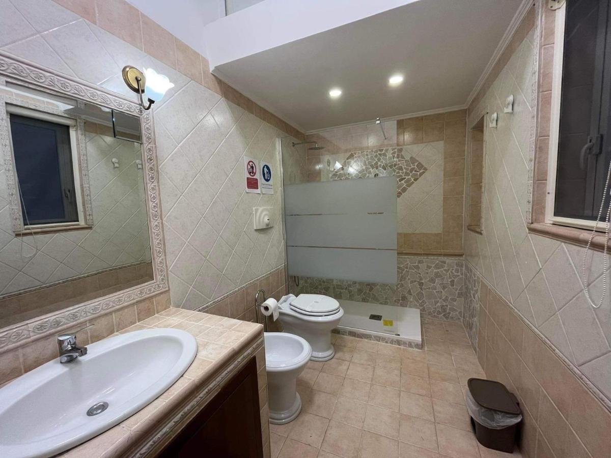 La Maison Di Nonna Tina - Panoramic Suite เนเปิลส์ ภายนอก รูปภาพ